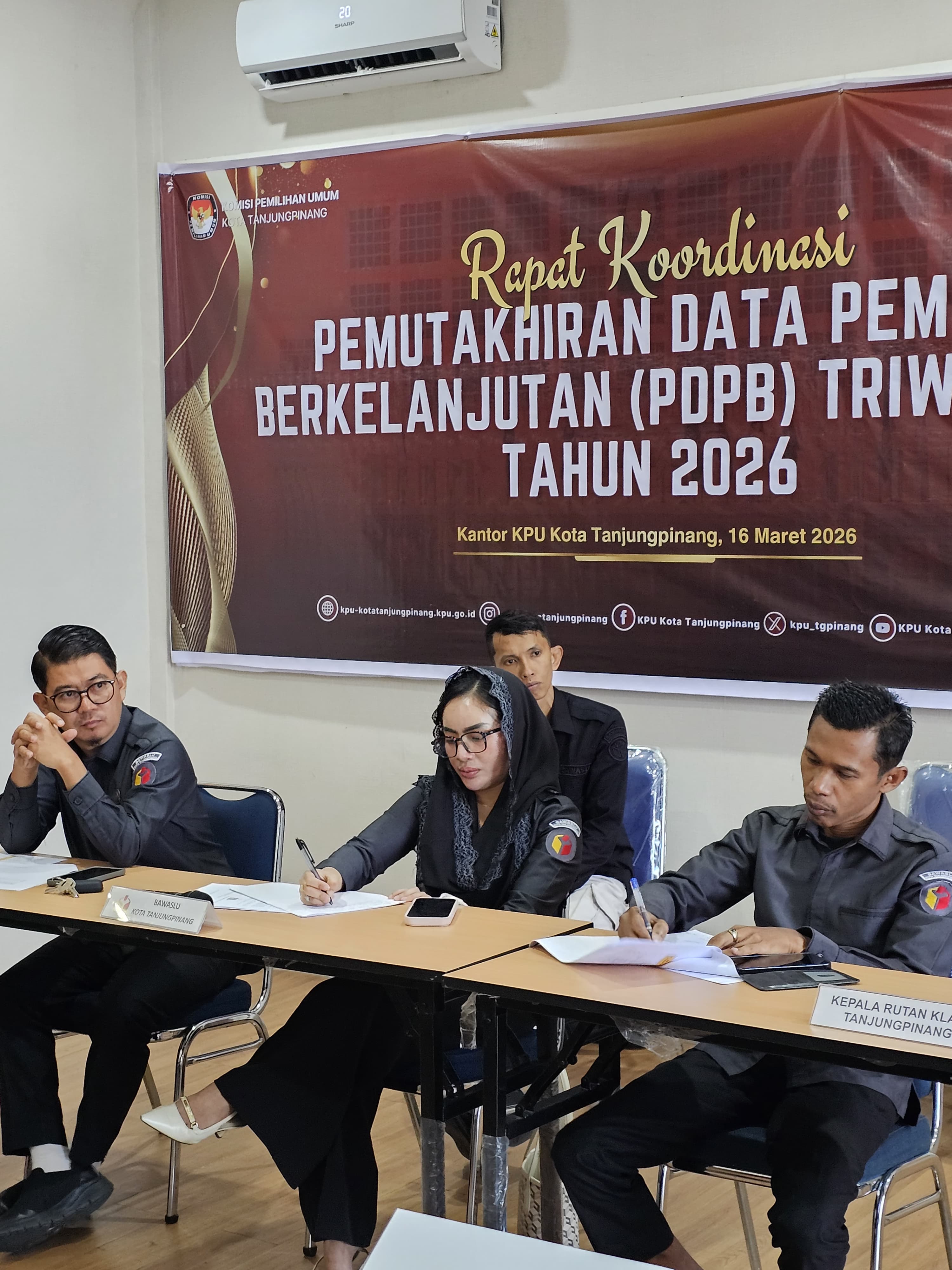 Rapat pleno PDPB