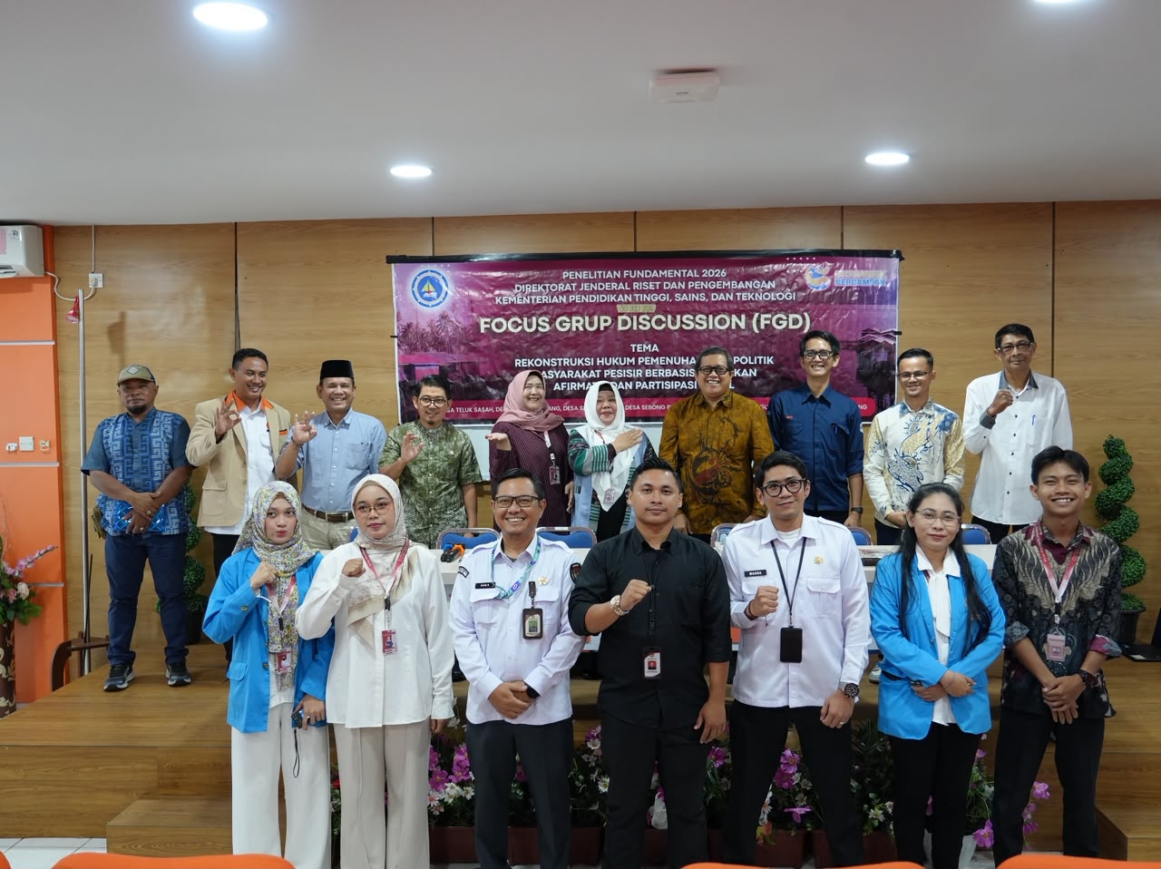 Ketua Bawaslu Kota Tanjungpinang menghadiri Focus Group Discussion (FGD) penelitian bertema "Rekonstruksi Hukum Pemenuhan Hak Politik Masyarakat Pesisir Berbasis Kebijakan Afirmatif dan Partisipasi Lokal"