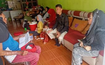 Koordiv. HP2H Bawaslu Kota Tanjungpinang (Rapida Nuriana, S.Pd.MM) melakukan validitas kepada masyarakat kota tanjungpinang