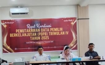 Ketua dan Anggota Bawaslu Kota Tanjungpinang menghadiri Rapat Koordinasi PDPB Triwulan IV
