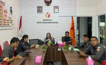 Bawaslu Kota Tanjungpinang mengikuti kegiatan Zoom Bawaslu Provinsi Kepri