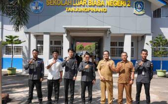 kunjungan ke SLB